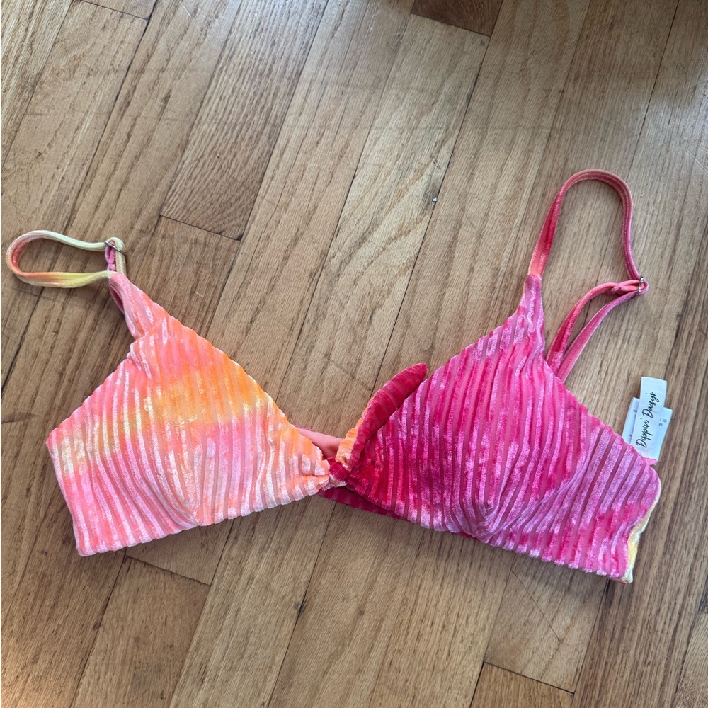 Dippin Daisy’s Pink and Orange Ribbed Bikini Top